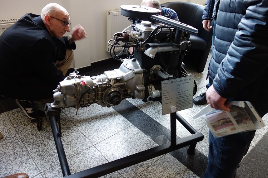 Technik-Vision&auml;re gab es es bereits in der DDR