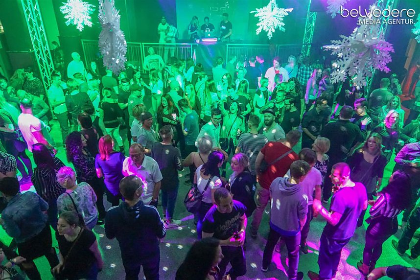 Party im Jugendclubhaus in Nordhausen - der Samstag