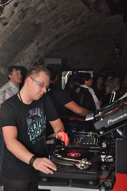 House Weihnachtsparty im Grease