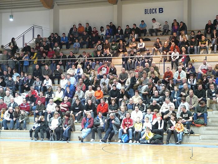 Legenden in der Wiedigsburghalle