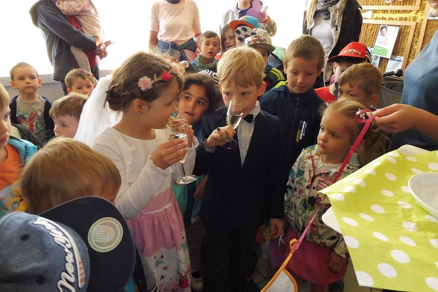 Hochzeit im Kindergarten