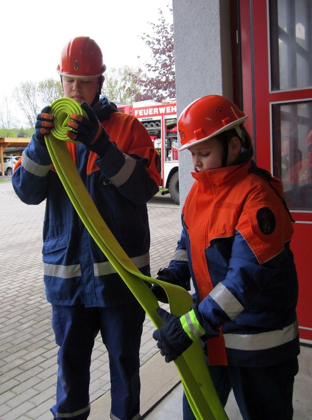 In den vergangenen zwei Wochen stellten sich insgesamt 33 Jugendfeuerwehrmitglieder in zwei Pr&uuml;fungsdurchg&auml;ngen selbst auf die Probe.