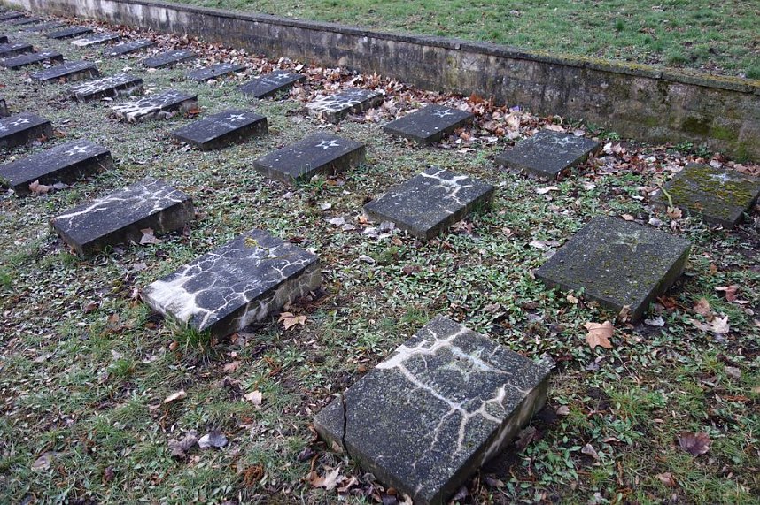 Sowjetischer Ehrenfriedhof, aufgenommen im M&auml;rz 2019