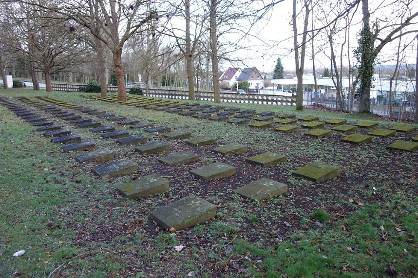Sowjetischer Ehrenfriedhof, aufgenommen im M&auml;rz 2019