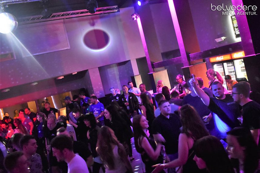 Party im Jugendclubhaus in Nordhausen - der Samstag