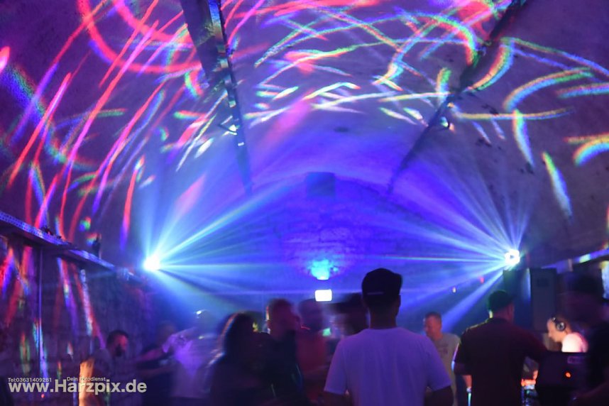 Allways Thirty3 / Golden Circle