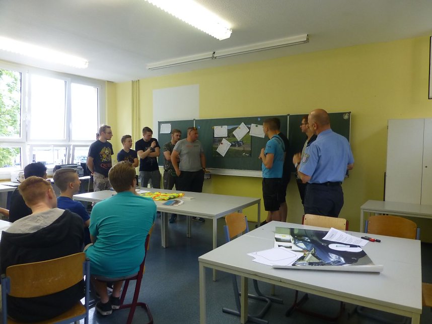 Aktion junge Fahrer an der Berufsschule