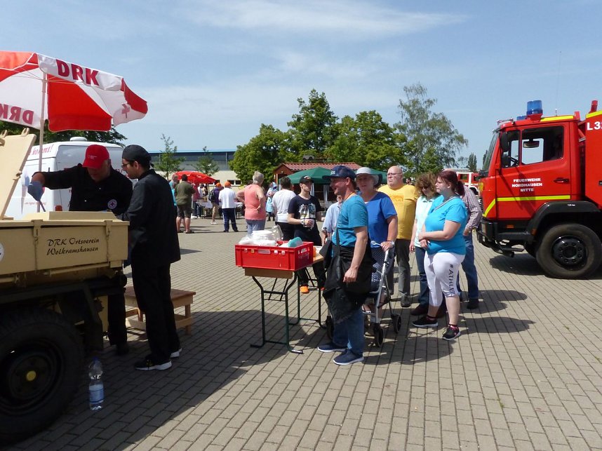 Zwei Feste auf "einen Streich"