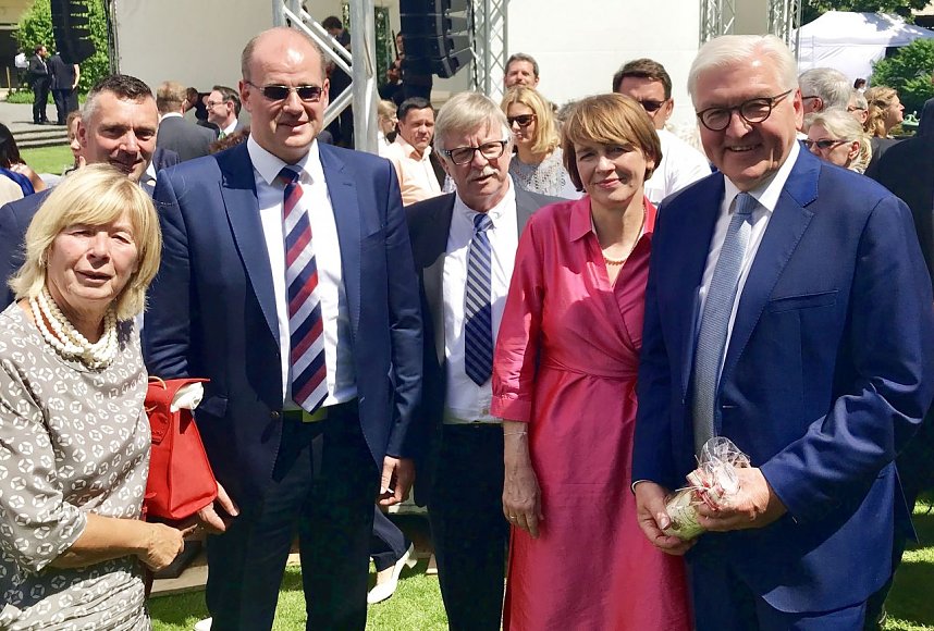 Nordh&auml;user Ehrenamtler zu Gast auf Schloss Bellevue