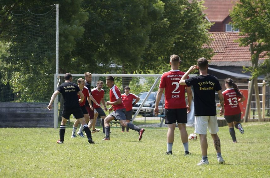 Sportliche Action in der Schellenbergarena