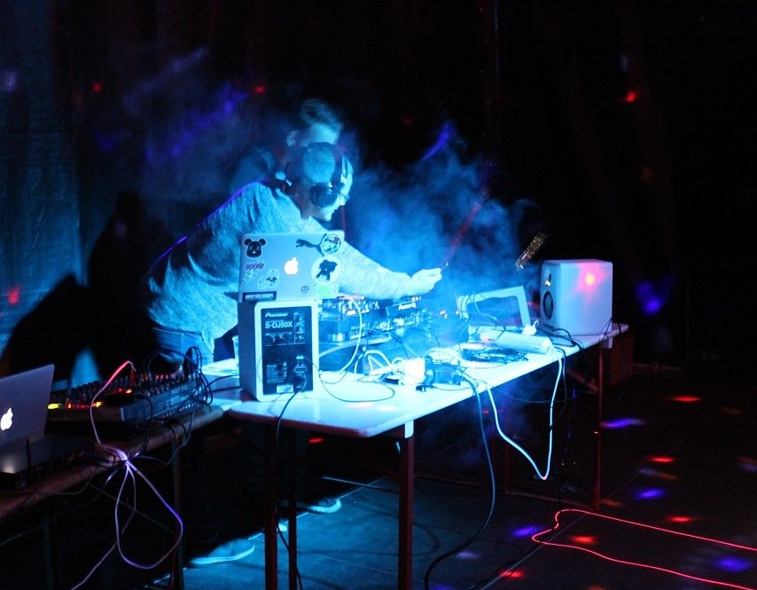 Fest zum 90. Geburtstag im Salzaquellbad