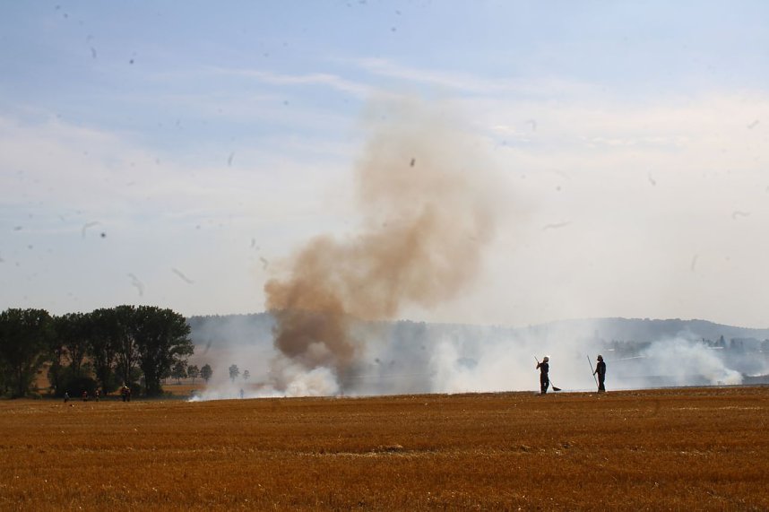 Gro&szlig;brand zwischen Ellrich und Werna