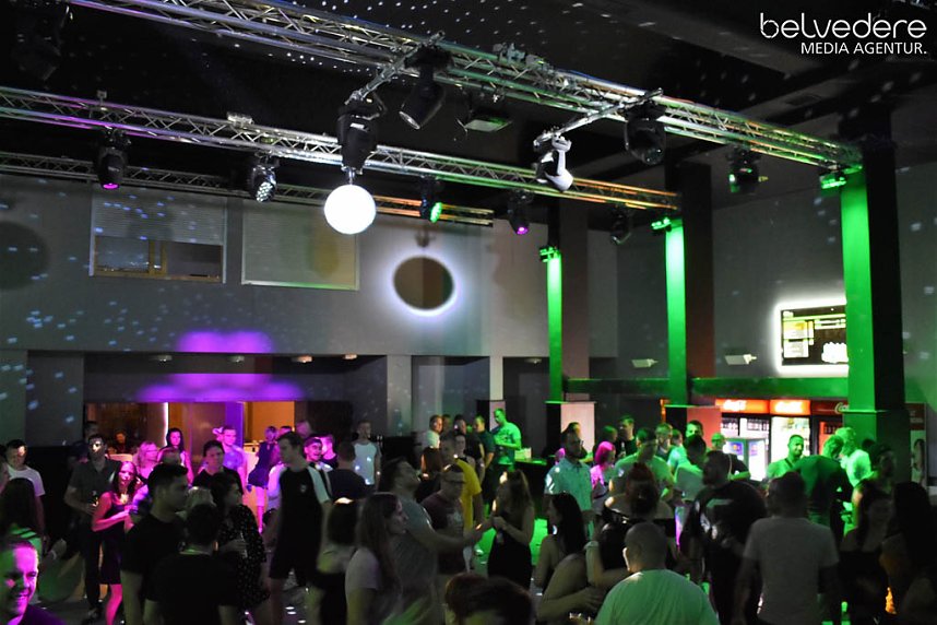 Party im Jugendclubhaus in Nordhausen - der Samstag