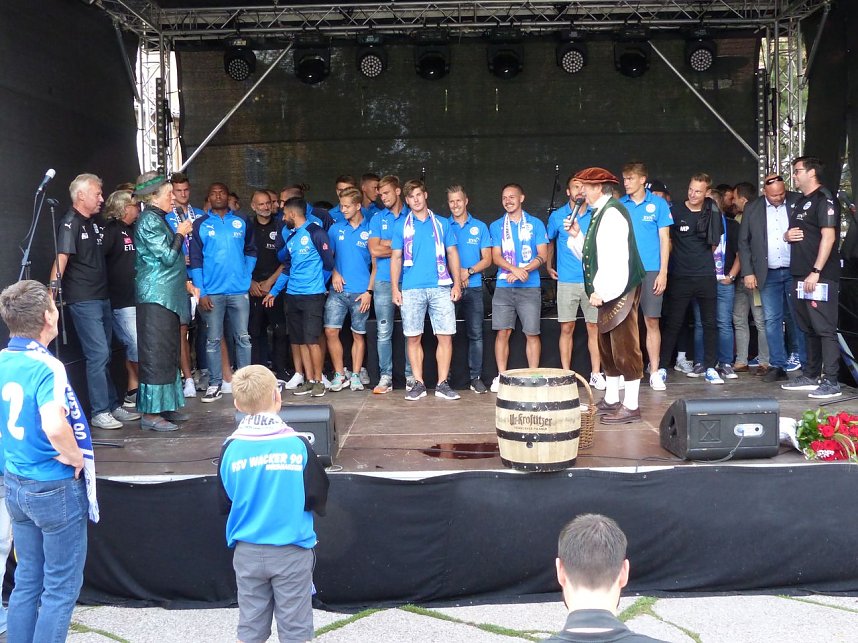 Das 25. Altstadtfest ist er&ouml;ffnet