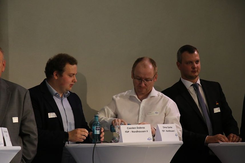 Podiumsdiskussion in der Altendorfer Kirche