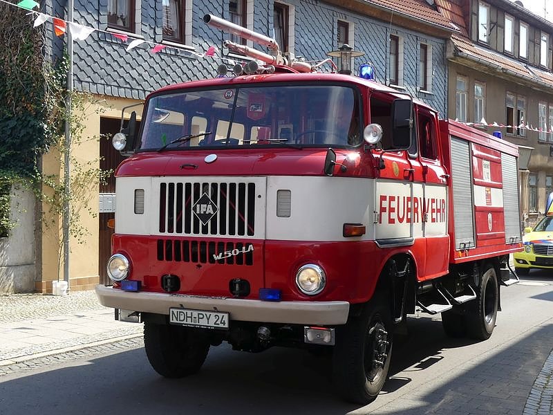Gro&szlig;er Umzug zum Ellricher Sch&uuml;tzenfest