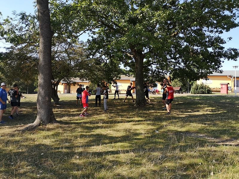 Fliegende F&auml;uste auf der Feuerkuppe - der BSG Altstadt 05 lud zum Trainingslager