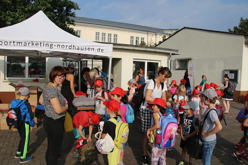 Schulanfangsaktionstag auf dem Hohekreuz-Sportplatz