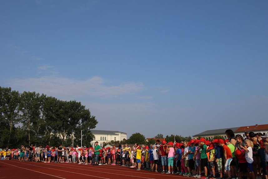 Schulanfangsaktionstag auf dem Hohekreuz-Sportplatz