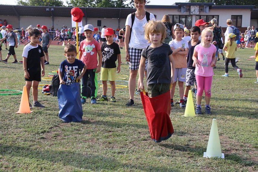 Schulanfangsaktionstag auf dem Hohekreuz-Sportplatz