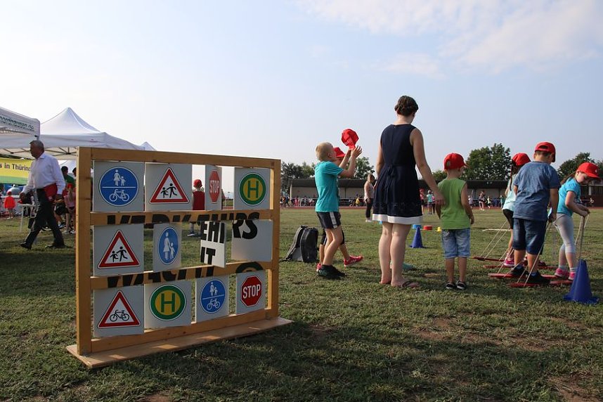 Schulanfangsaktionstag auf dem Hohekreuz-Sportplatz