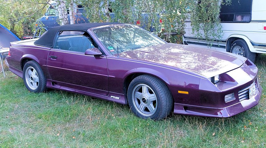 US-Cars in der Westernstadt