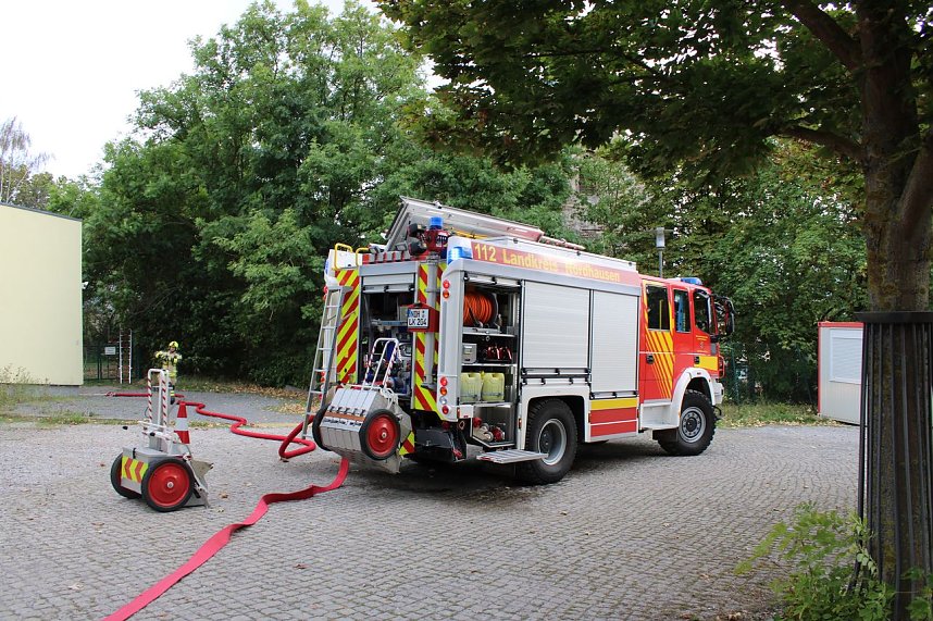 Bienenstock entz&uuml;ndet