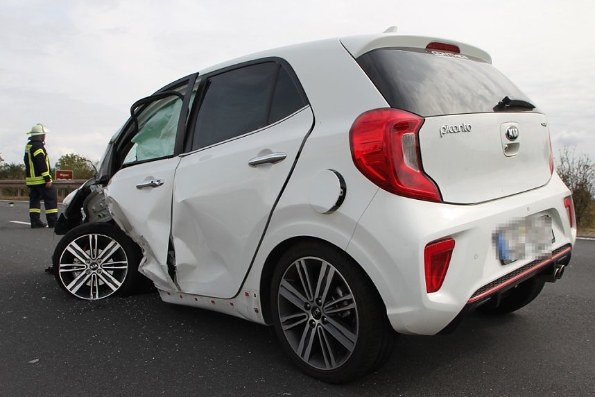 Zwei Verletzte bei Unfall