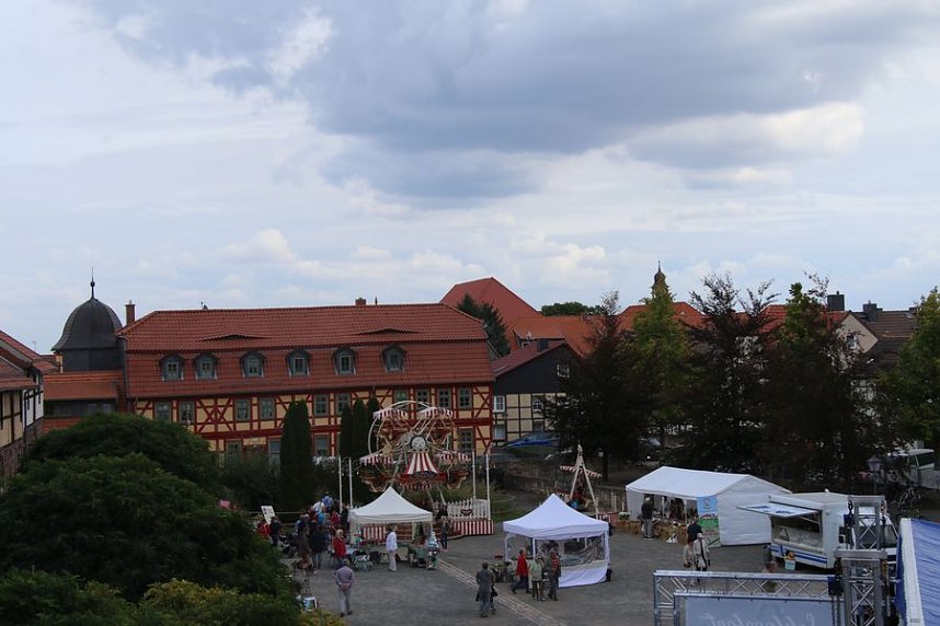 Arch&auml;ologie zum Anfassen beim Heringer Schlossfest