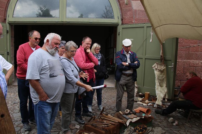 Arch&auml;ologie zum Anfassen beim Heringer Schlossfest