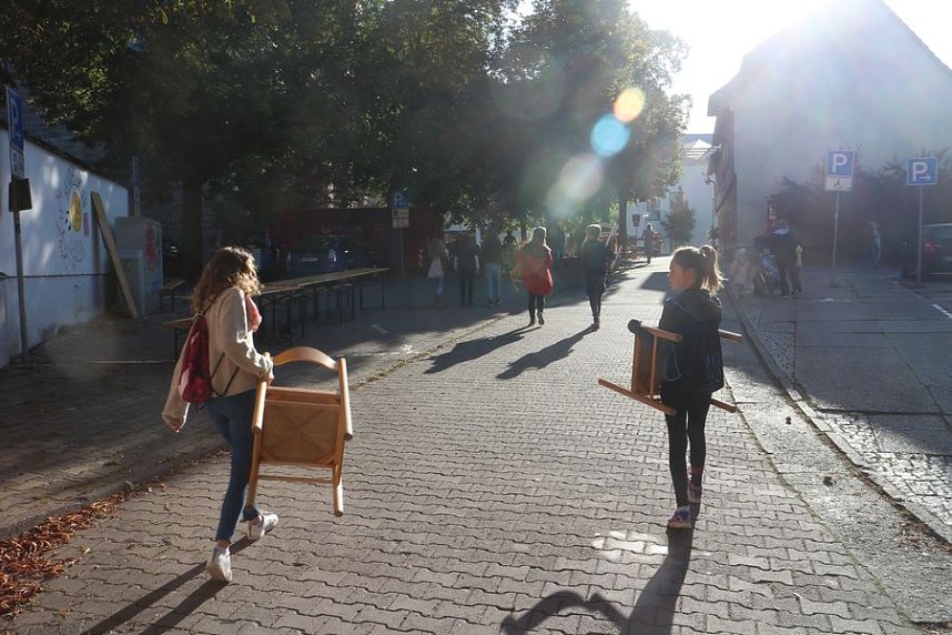 Gro&szlig;er B&uuml;cher-Rettungs-Flohmarkt auf dem Blasiikirchplatz