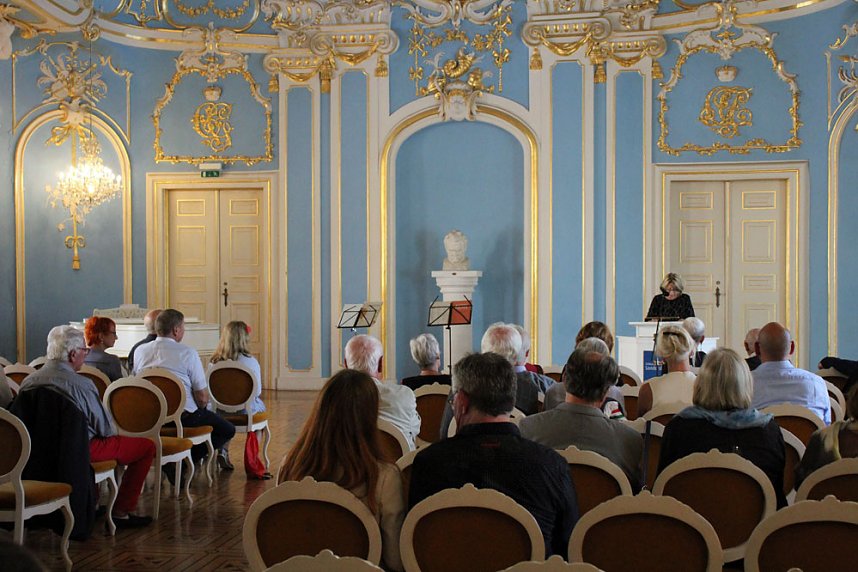 Bemerkenswerte Ausstellung er&ouml;ffnet