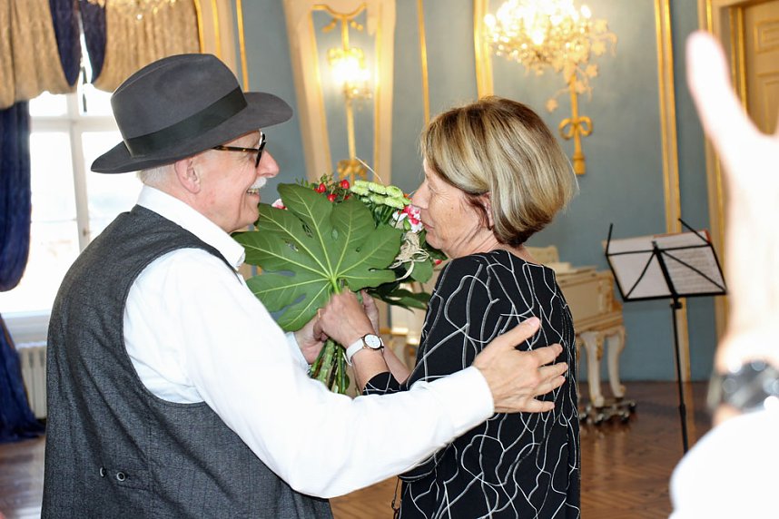 Bemerkenswerte Ausstellung er&ouml;ffnet