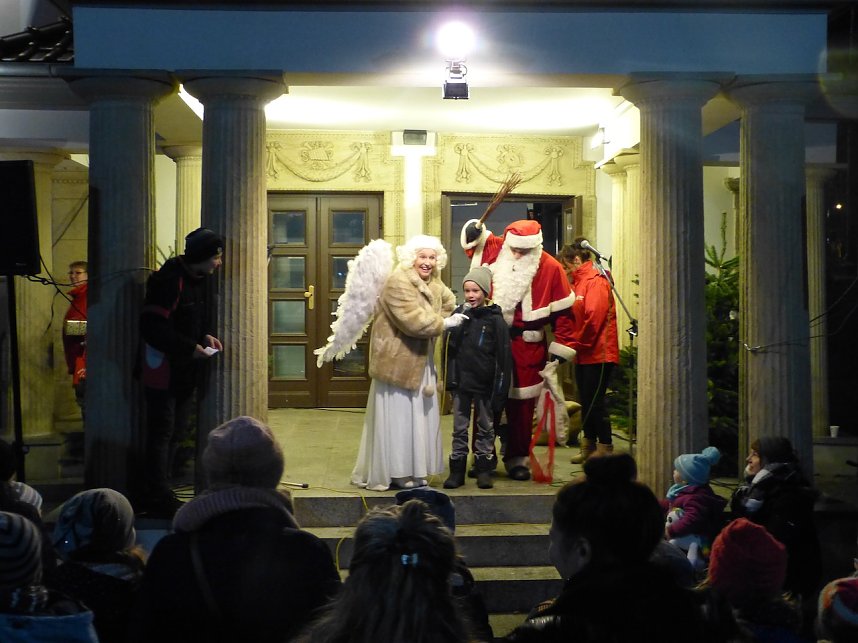Der Plasma Service Nordhausen stand f&uuml;r das Nikolaus-T&uuml;rchen Pate