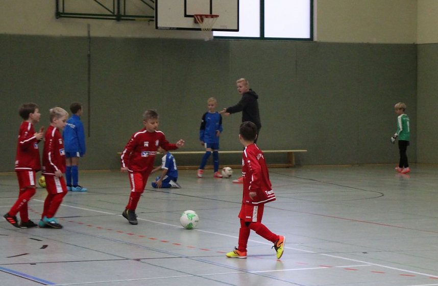 Endstand Kreismeisterschaft im Hallenfu&szlig;ball der Junioren (4)