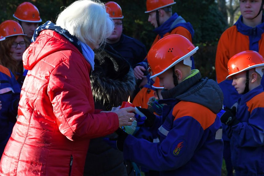 Friedenslicht am Schmetterlingsfeld