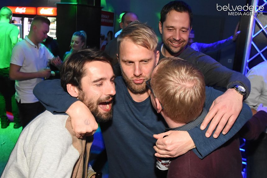 Party im Jugendclubhaus in Nordhausen - der Samstag
