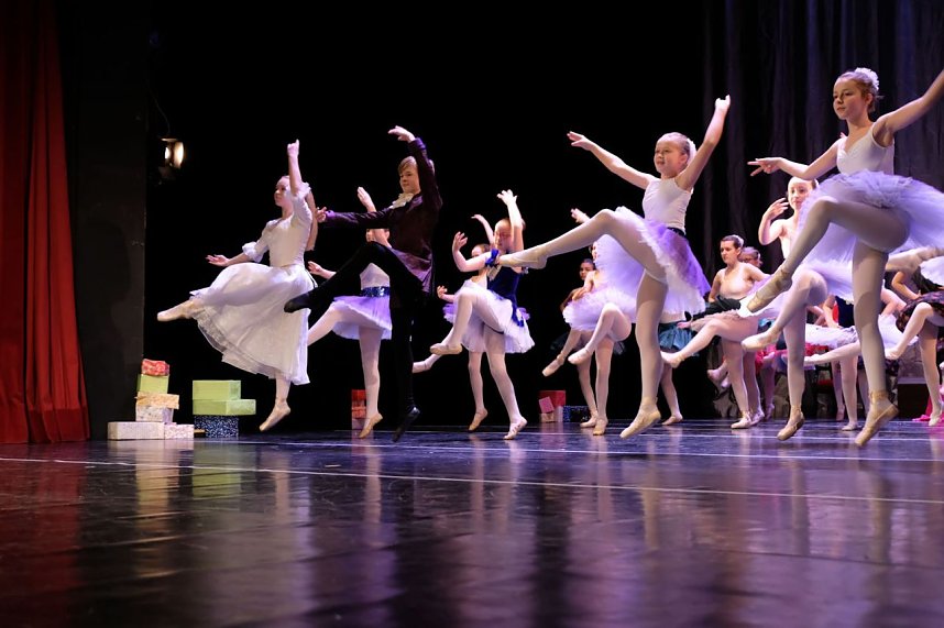 Tanzstudio Radeva im Theater