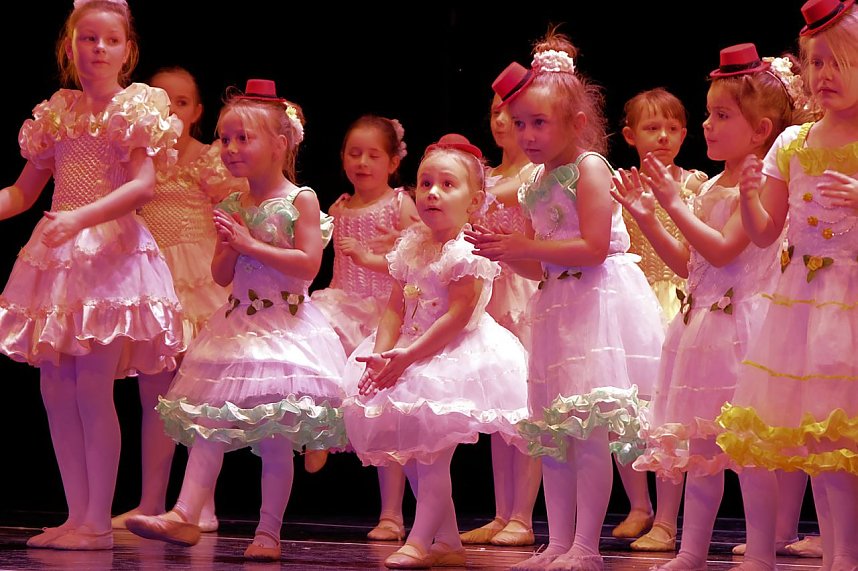 Tanzstudio Radeva im Theater