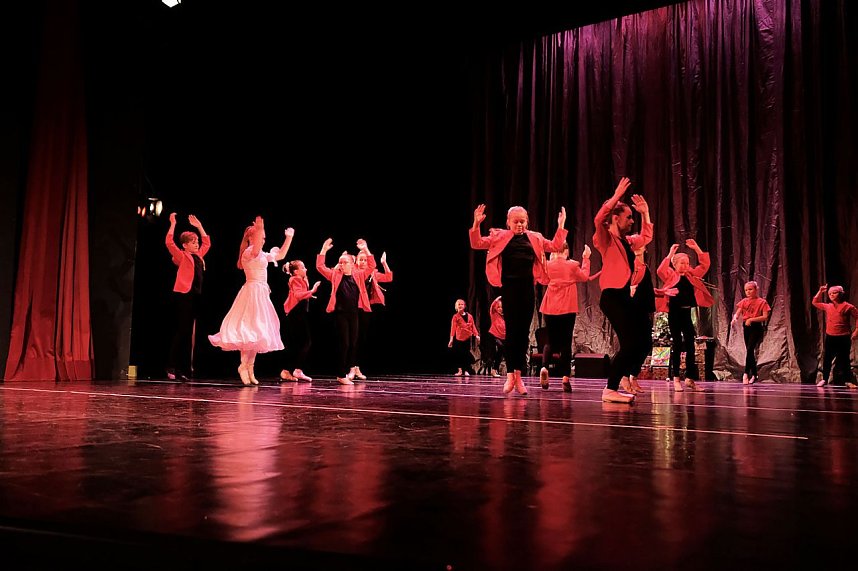 Tanzstudio Radeva im Theater