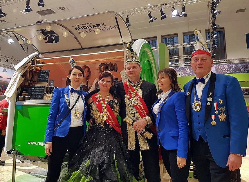 G&ouml;rsbacher Karnevalsverein bei der Kanzlerin