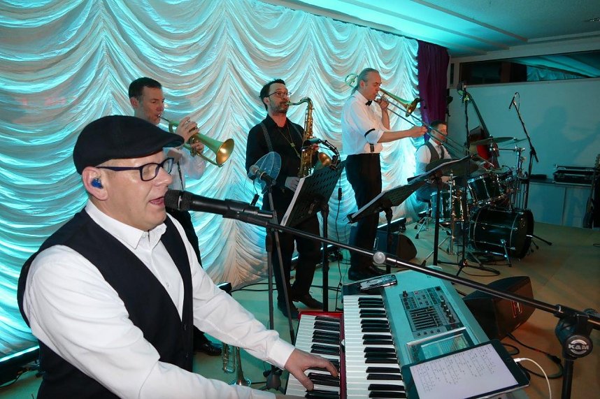 24. &Auml;rzte- Apothekerball