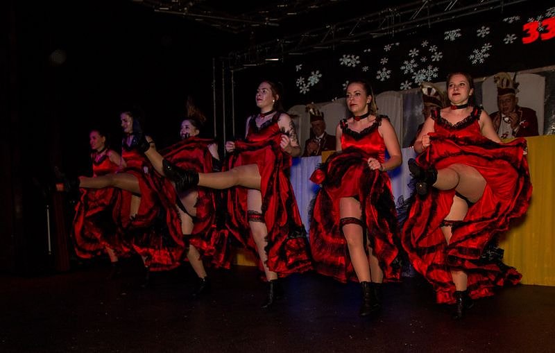 Salzaer N&auml;rrinnen und Narren feierten im Jugendclubhaus