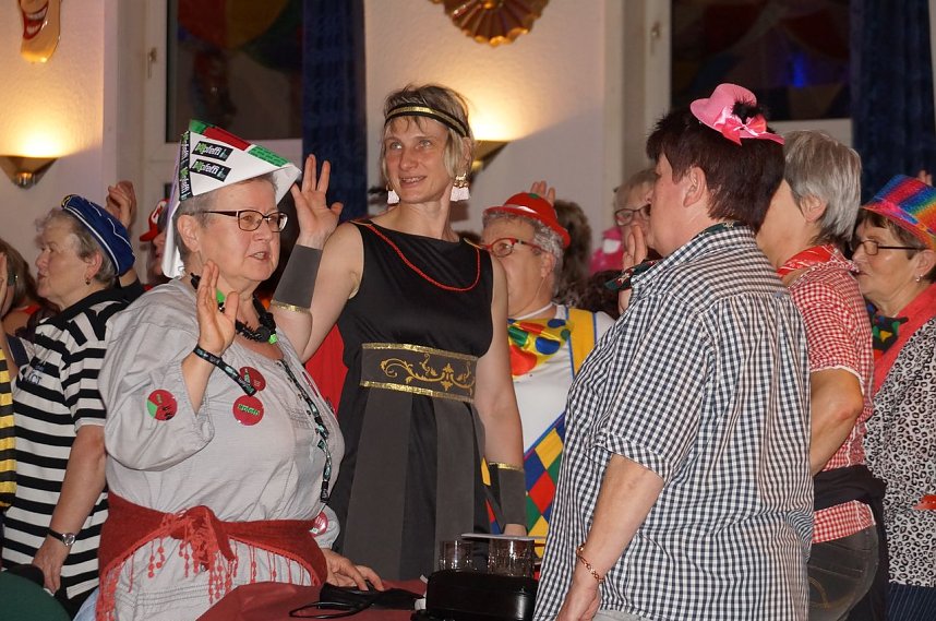 Weiberfastnacht in Leimbach