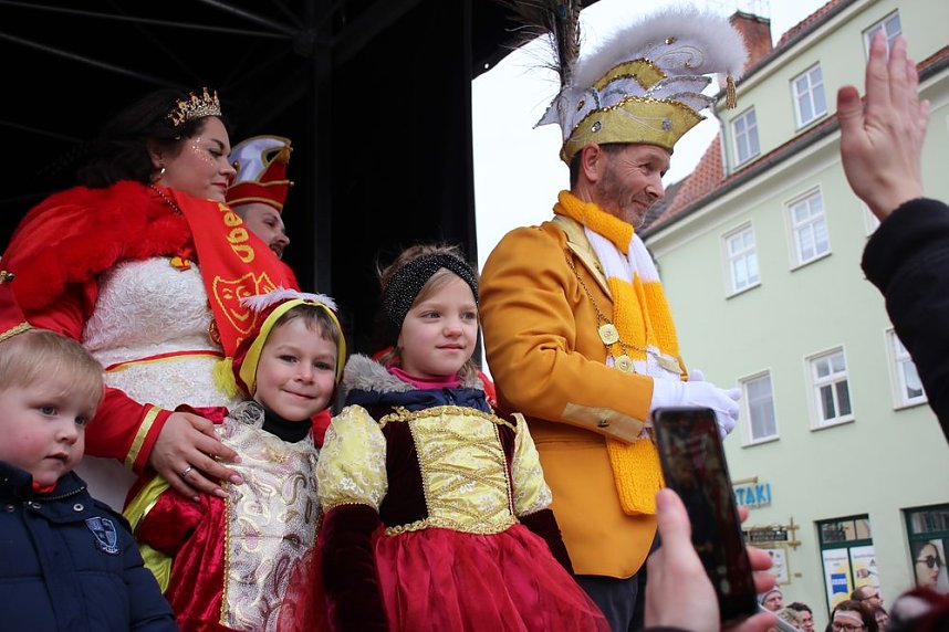 Rosenmontag auf dem Markt Sondershausen