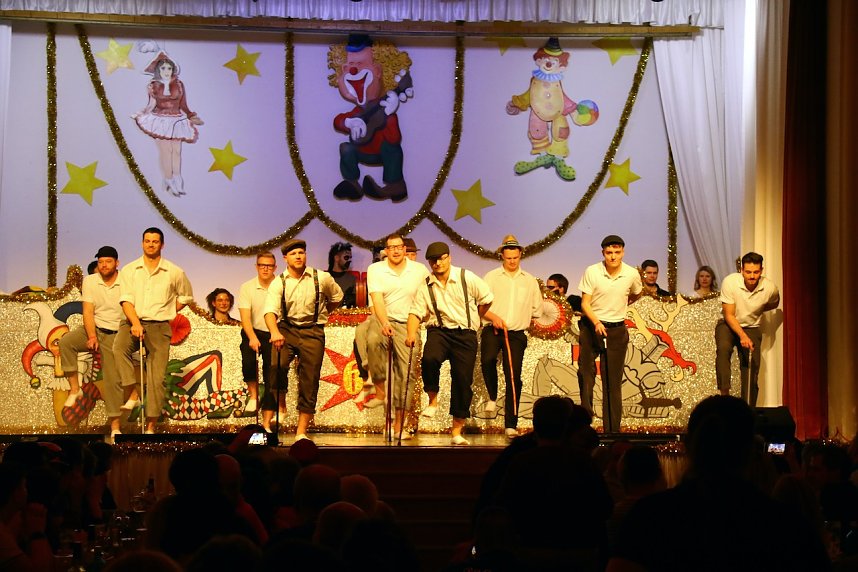 13. M&auml;nnertanzwettbewerb