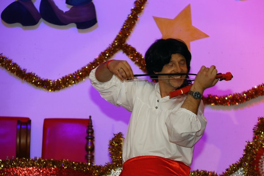 13. M&auml;nnertanzwettbewerb