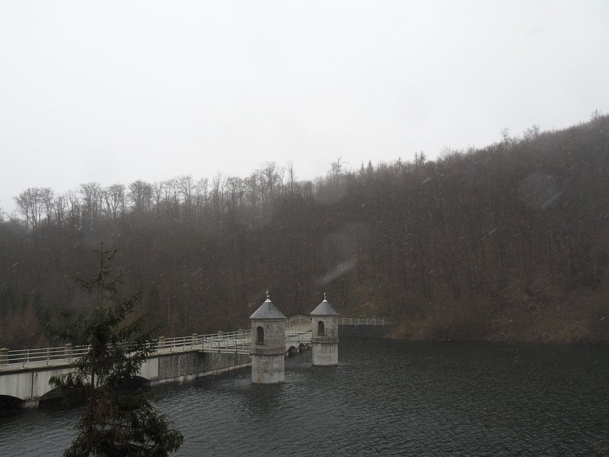 Der letzte Schnee und Vorboten des Fr&uuml;hlings