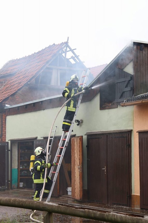 Dachstuhlbrand in Heringen 