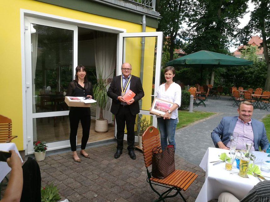 Die Nordh&auml;user Rotarier kamen in Kneiffs Garten nach langer Pause wieder zusammen